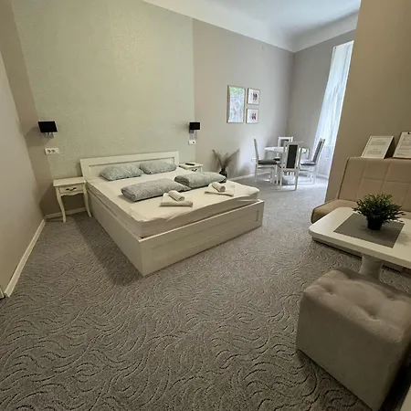 5 Apartment *